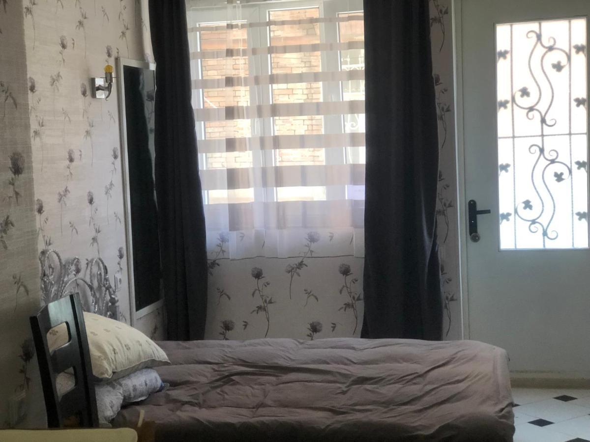 Appartment In Old Tbs, Near Holy Trinity Cathedral Tbilissi Extérieur photo